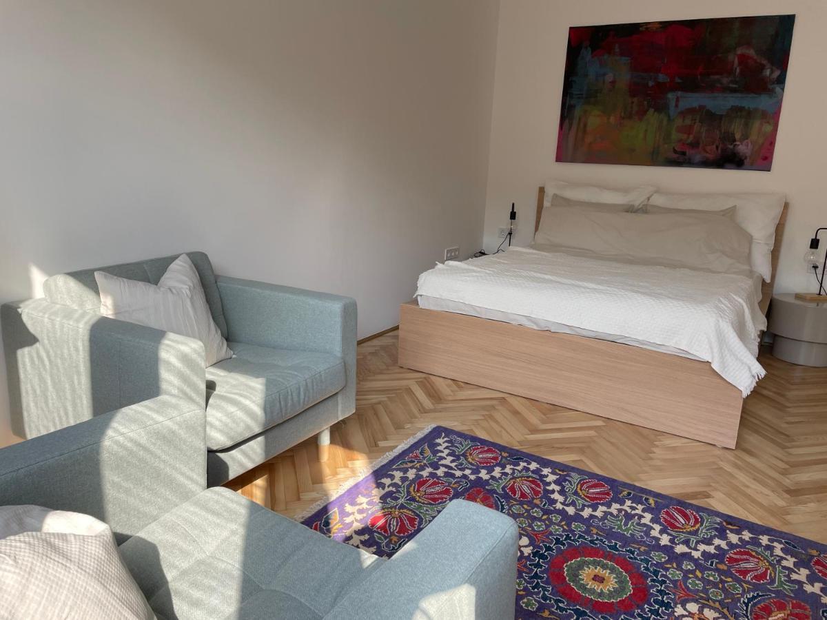 Studio 5 Budapest Exteriör bild