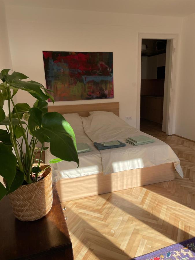 Studio 5 Budapest Exteriör bild