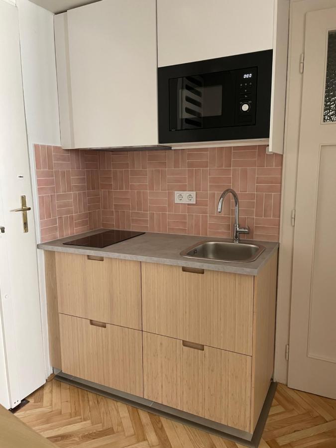 Studio 5 Budapest Exteriör bild